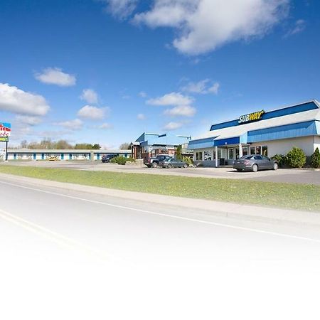 Motel Claude Degelis Exterior foto